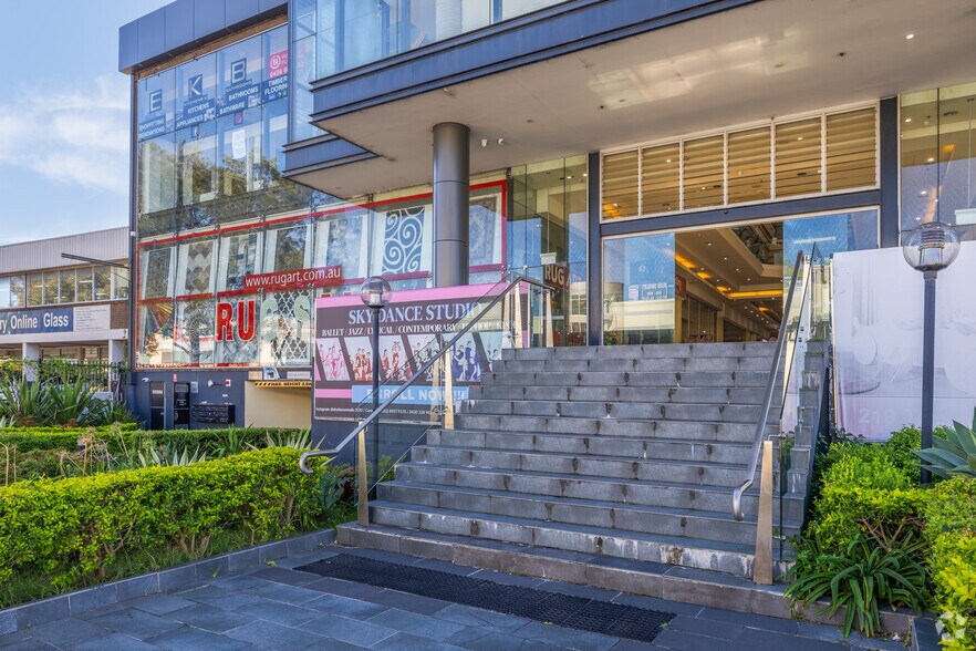 219 Parramatta Rd, Auburn en alquiler - Foto del edificio - Imagen 3 de 5