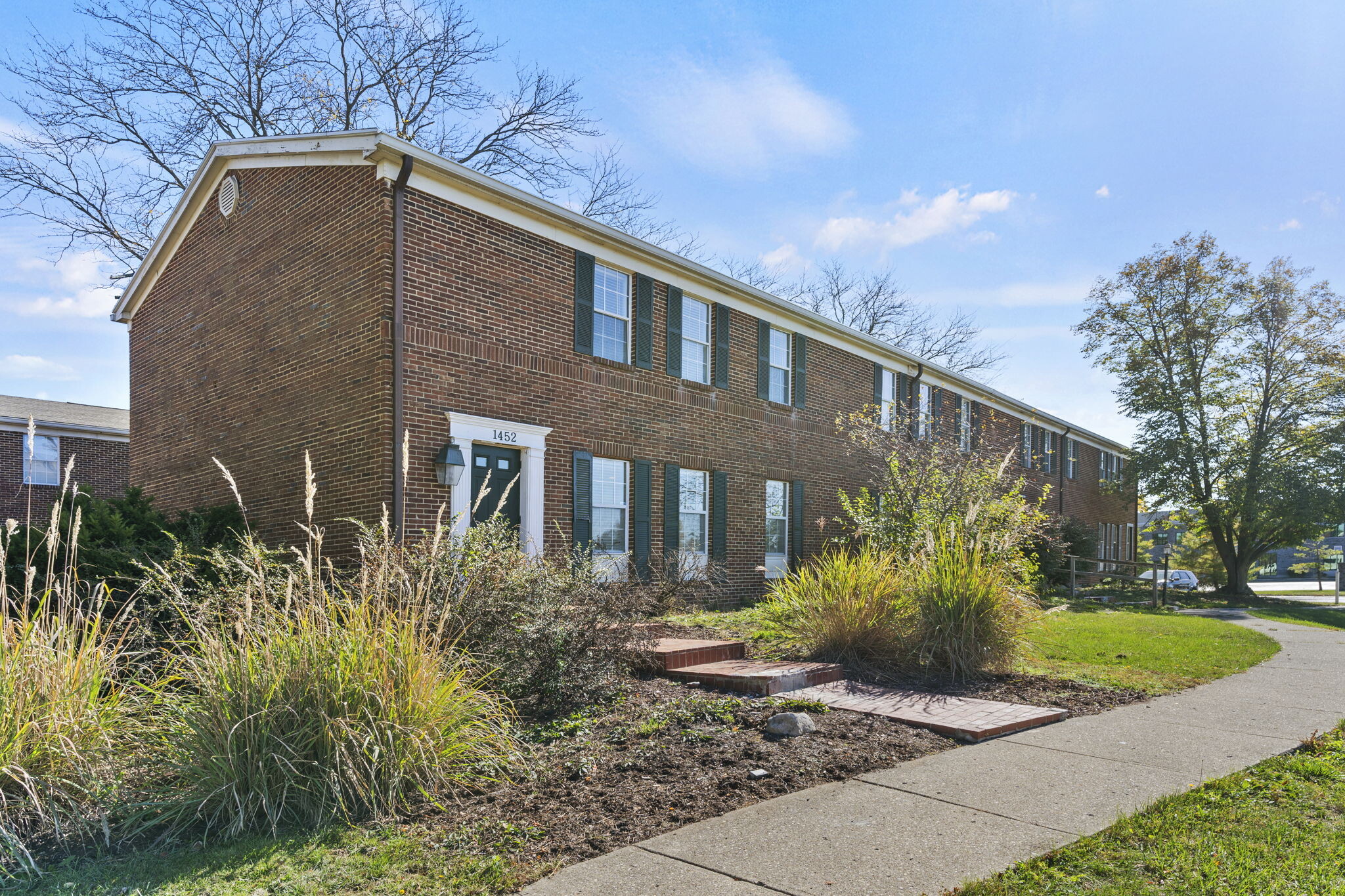 1436 Yankee Park Pl, Dayton, OH en venta Foto del edificio- Imagen 1 de 46