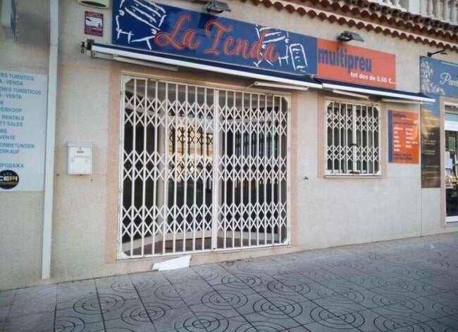Más detalles de Avenida de Califòrnia, 21, Mont-roig del Camp - Local en alquiler