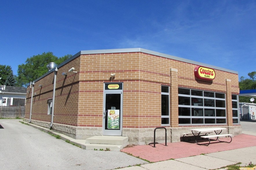 117-119 S Main St, Cedar Grove, WI en venta - Foto del edificio - Imagen 2 de 6