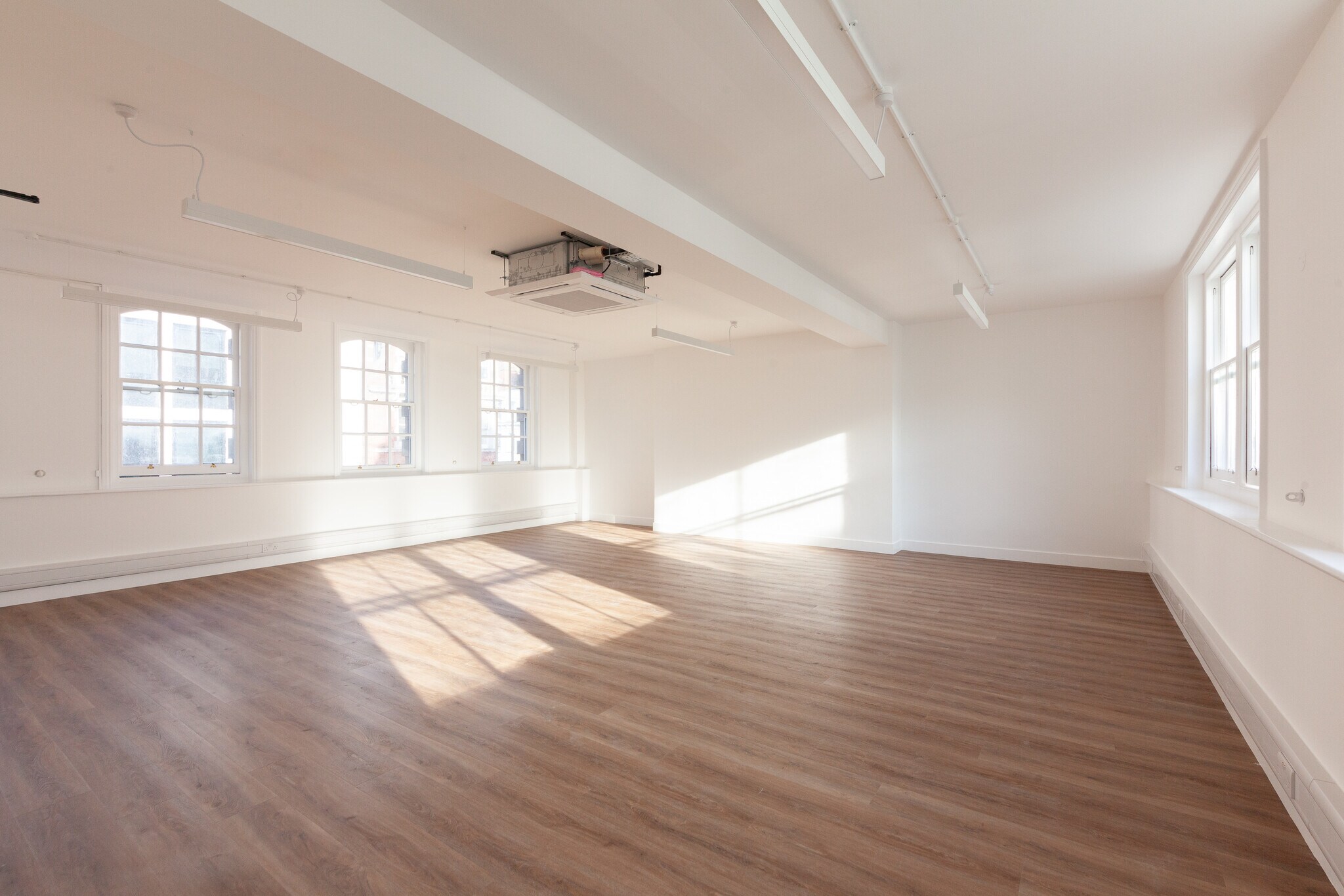 51-53 Margaret St, London en alquiler Foto del edificio- Imagen 1 de 7