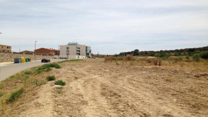 Terreno en Alpicat, Lérida en venta - Foto del edificio - Imagen 2 de 4