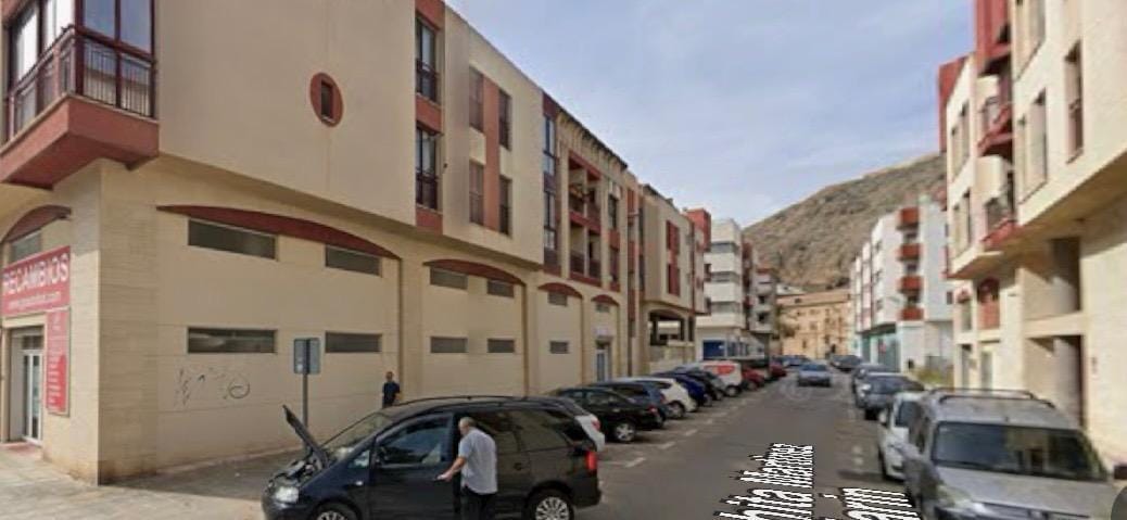 Local en Orihuela, Alicante en venta Foto del edificio- Imagen 1 de 5