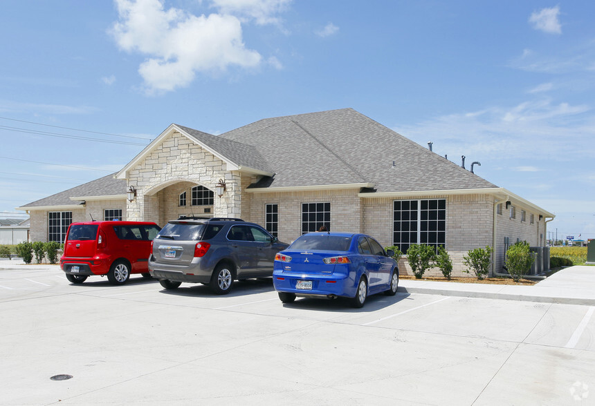 7326 S Staples St, Corpus Christi, TX en venta - Foto del edificio - Imagen 2 de 8