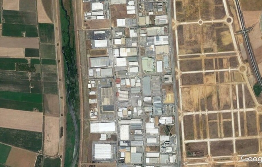 Poligono la Isla, Dos Hermanas, la, S/N, Dos Hermanas, Sevilla en alquiler - Foto del edificio - Imagen 1 de 10