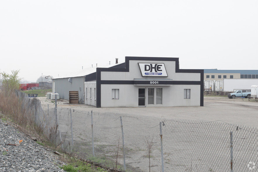 40th Ave Industrial Properties cartera de 2 inmuebles en venta en LoopNet.es - Foto principal - Imagen 2 de 2