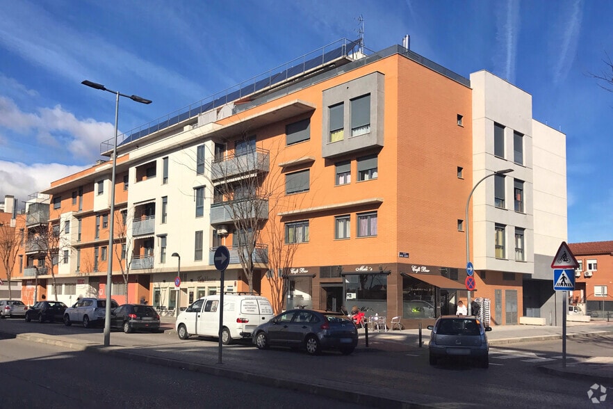 Avenida de los Escritores, 4-12, Azuqueca de Henares, Guadalajara en venta - Foto principal - Imagen 1 de 1