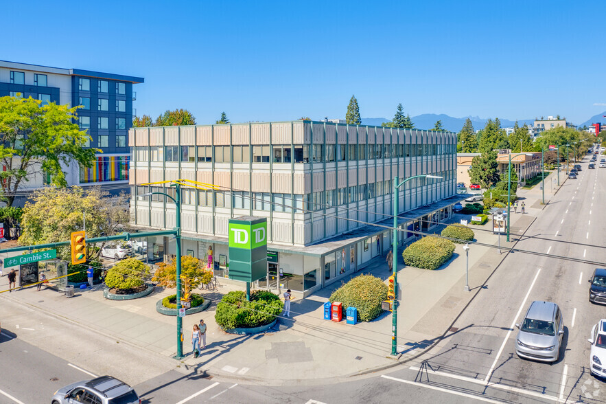 5655 Cambie St, Vancouver, BC en venta - Foto del edificio - Imagen 1 de 8