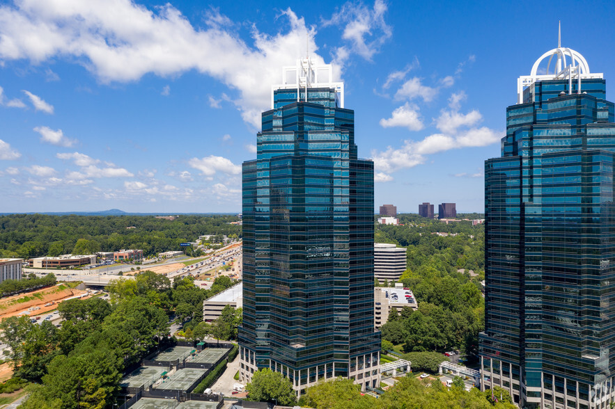 6 Concourse Pky NE, Atlanta, GA en alquiler - Foto del edificio - Imagen 3 de 16