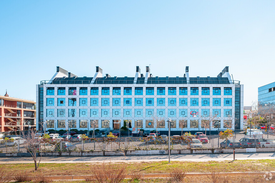 Avenida de Bruselas, 20, Alcobendas, Madrid en alquiler - Foto del edificio - Imagen 3 de 30