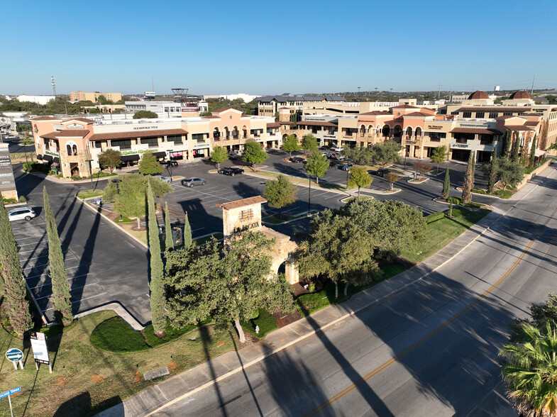 115 N Loop 1604 E, San Antonio, TX en alquiler - Foto del edificio - Imagen 1 de 4