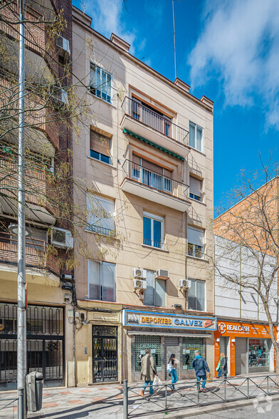 Edificios residenciales en Madrid, MAD en venta - Foto principal - Imagen 1 de 1