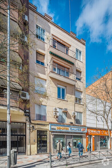 Edificio residencial en Madrid, Madrid en venta - Foto principal - Imagen 1 de 1