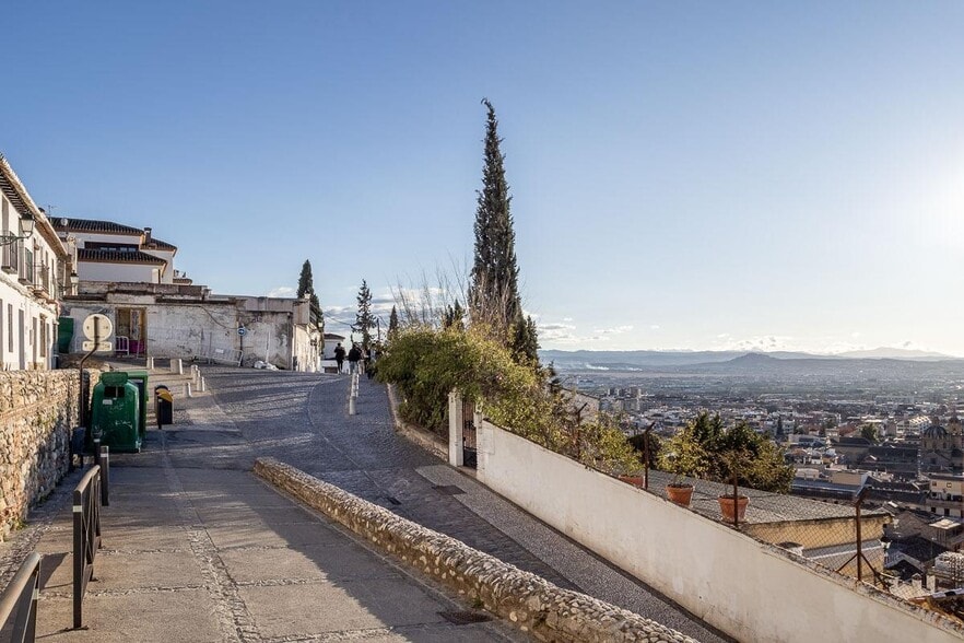 Carril de la Lona, 16, Granada, Granada en venta - Foto del edificio - Imagen 3 de 19