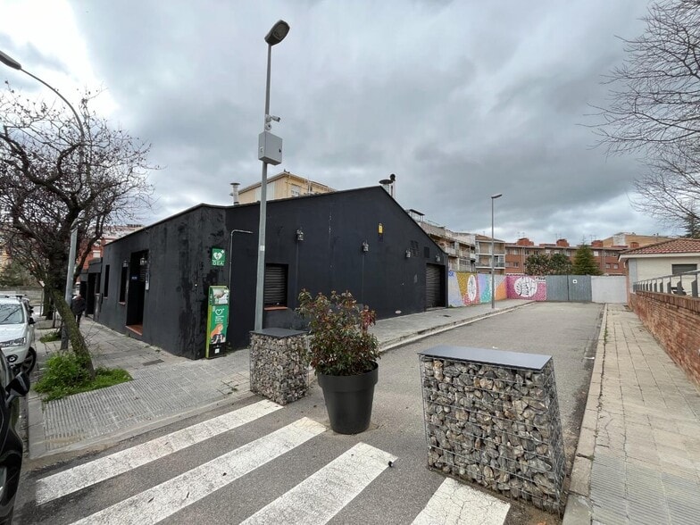 Local en Igualada, Barcelona en venta - Foto del edificio - Imagen 2 de 6