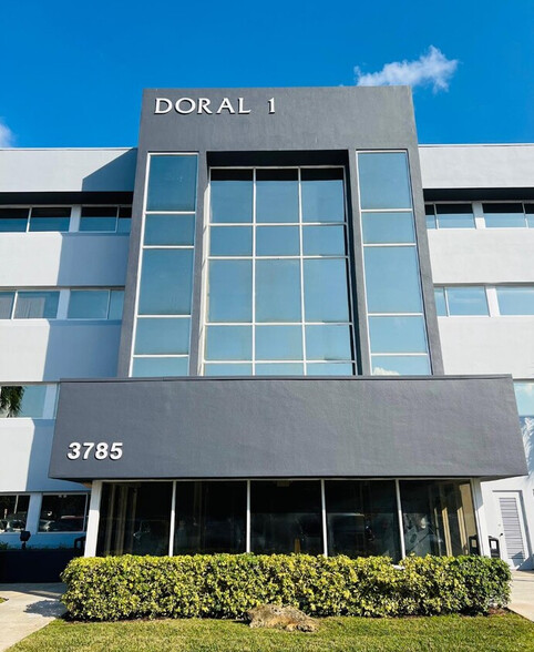 3785 NW 82nd Ave, Doral, FL en alquiler - Foto del edificio - Imagen 1 de 5