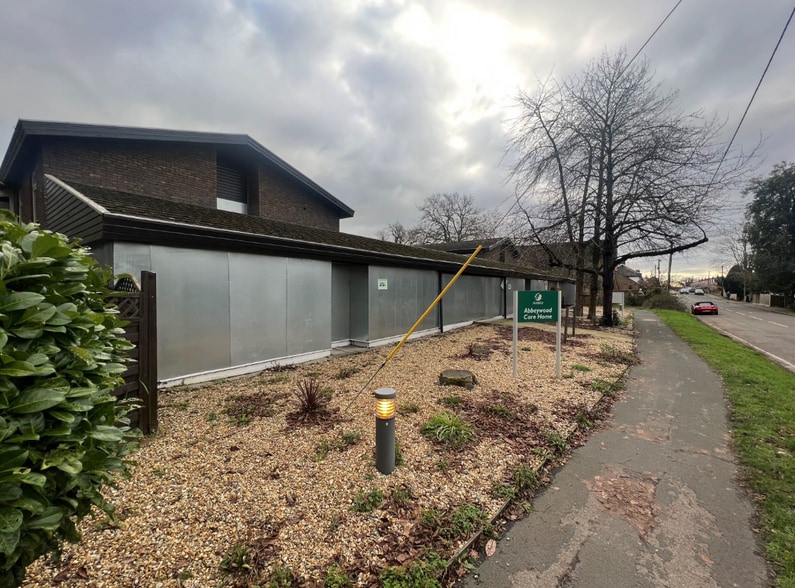 58 Wharf Rd, Aldershot en venta - Foto del edificio - Imagen 1 de 6