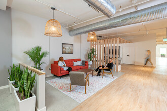 1629-1637 Thames St, Baltimore, MD en alquiler Foto del interior- Imagen 1 de 10