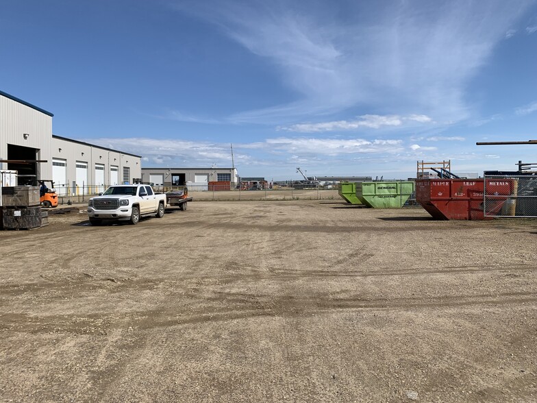 6905 39th St, Leduc, AB en venta - Foto del edificio - Imagen 2 de 4