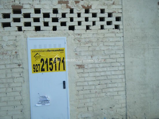 Local en Cáceres, Cáceres en alquiler - Foto del edificio - Imagen 1 de 9