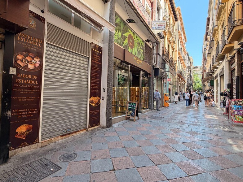 Calle Zacatín, 11, Granada, Granada en alquiler - Foto del edificio - Imagen 3 de 7