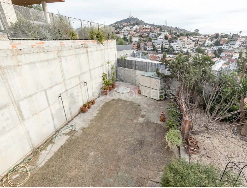 Terreno en Sant Just Desvern, Barcelona en venta Foto principal- Imagen 1 de 6