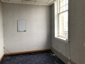 2 Miller Rd, Ayr en alquiler Foto del interior- Imagen 2 de 3