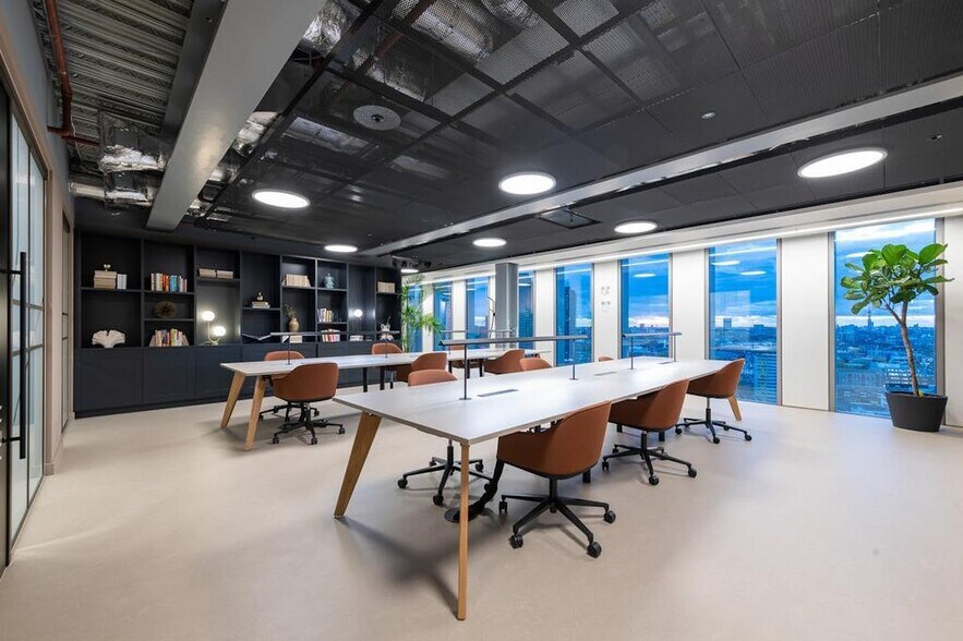 103-105 Bunhill Row, London en alquiler - Foto del edificio - Imagen 2 de 170