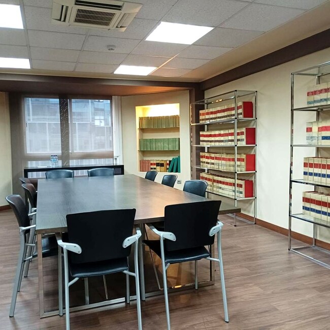 Más detalles de Oficina en alquiler