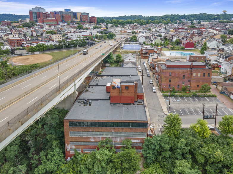 500 Dargan St, Pittsburgh, PA en alquiler - Foto del edificio - Imagen 2 de 54