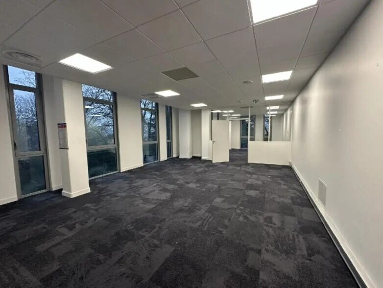 44 Sentier Du Bois Des Côtes, Limonest en alquiler - Foto del edificio - Imagen 2 de 9