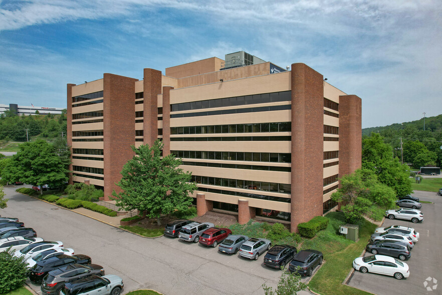 1000 Cliff Mine Rd, Pittsburgh, PA en alquiler - Foto del edificio - Imagen 1 de 6