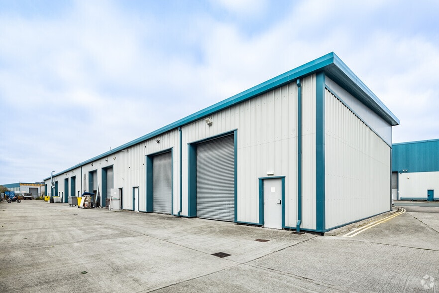 181 Triumph Way, Liverpool en alquiler - Foto del edificio - Imagen 2 de 5