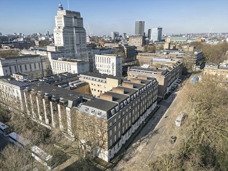 32 Russell Sq, London en alquiler - Foto del edificio - Imagen 3 de 4