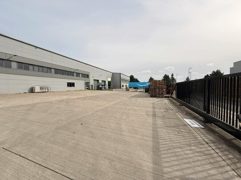Crane Blvd, Ipswich en alquiler - Foto del edificio - Imagen 2 de 7