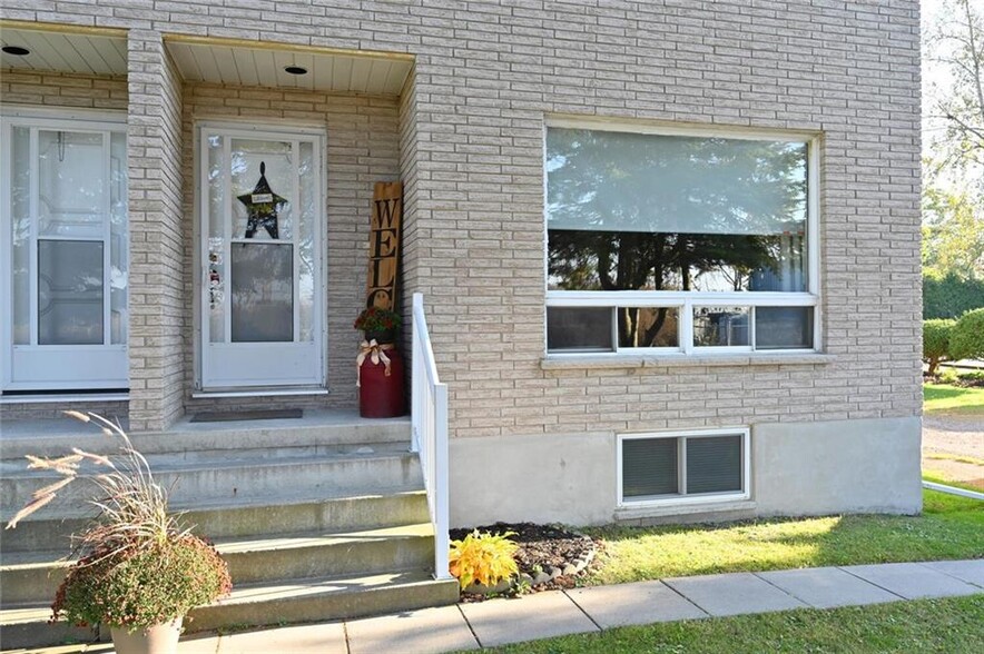 191 Eliza St, Prescott, ON en venta - Foto del edificio - Imagen 3 de 20