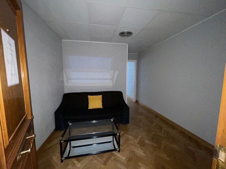 Oficina en Ponferrada, León en alquiler - Foto del edificio - Imagen 2 de 7