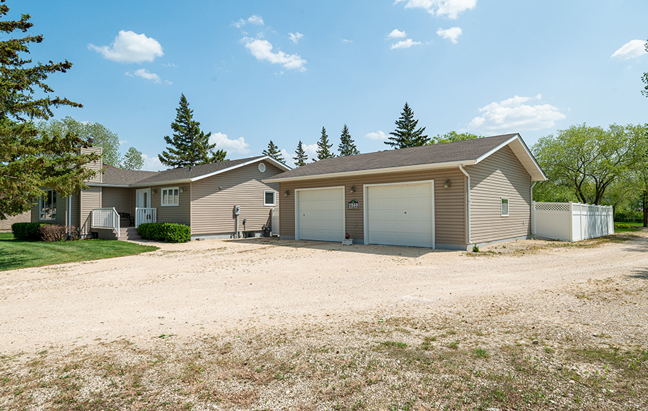 7850 Roblin Blvd, Headingley, MB en venta - Foto principal - Imagen 1 de 13