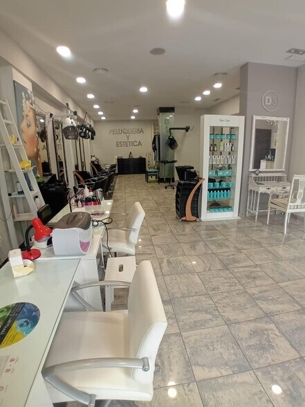 Local en Córdoba, Córdoba en venta - Foto del edificio - Imagen 2 de 21