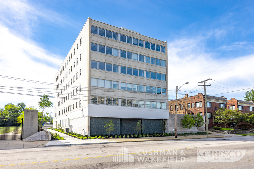 10900 Carnegie Ave, Cleveland, OH en alquiler - Foto del edificio - Imagen 1 de 10