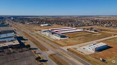 825 E Main St, Yukon, OK - VISTA AÉREA  vista de mapa - Image1