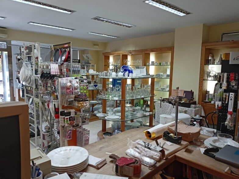 Local en Cáceres, Cáceres en alquiler - Foto del edificio - Imagen 2 de 5