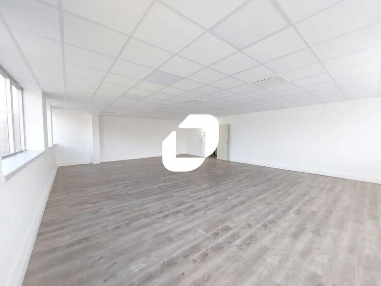 130 H Avenue Joseph Kessel, Voisins-le-Bretonneux en alquiler - Foto del interior - Imagen 3 de 26