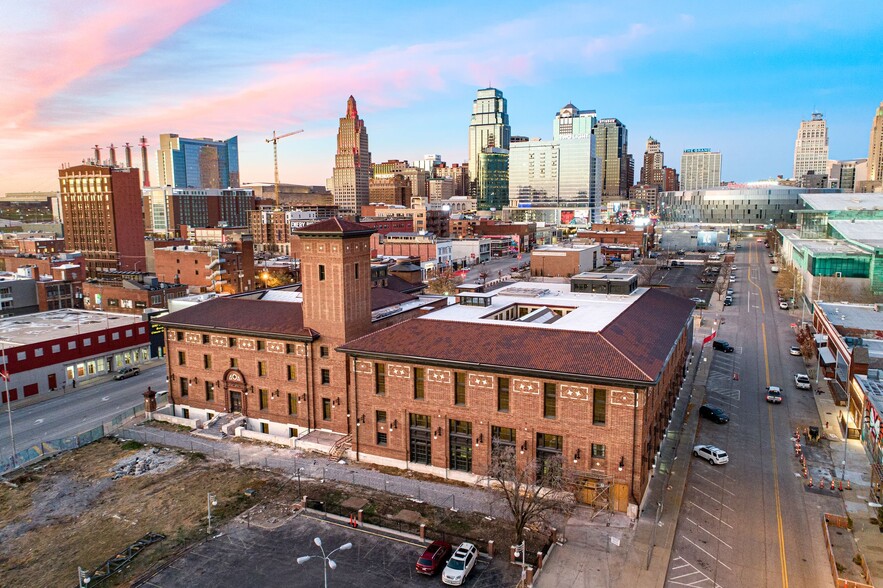 1729 Grand Blvd, Kansas City, MO en alquiler - Foto del edificio - Imagen 1 de 26