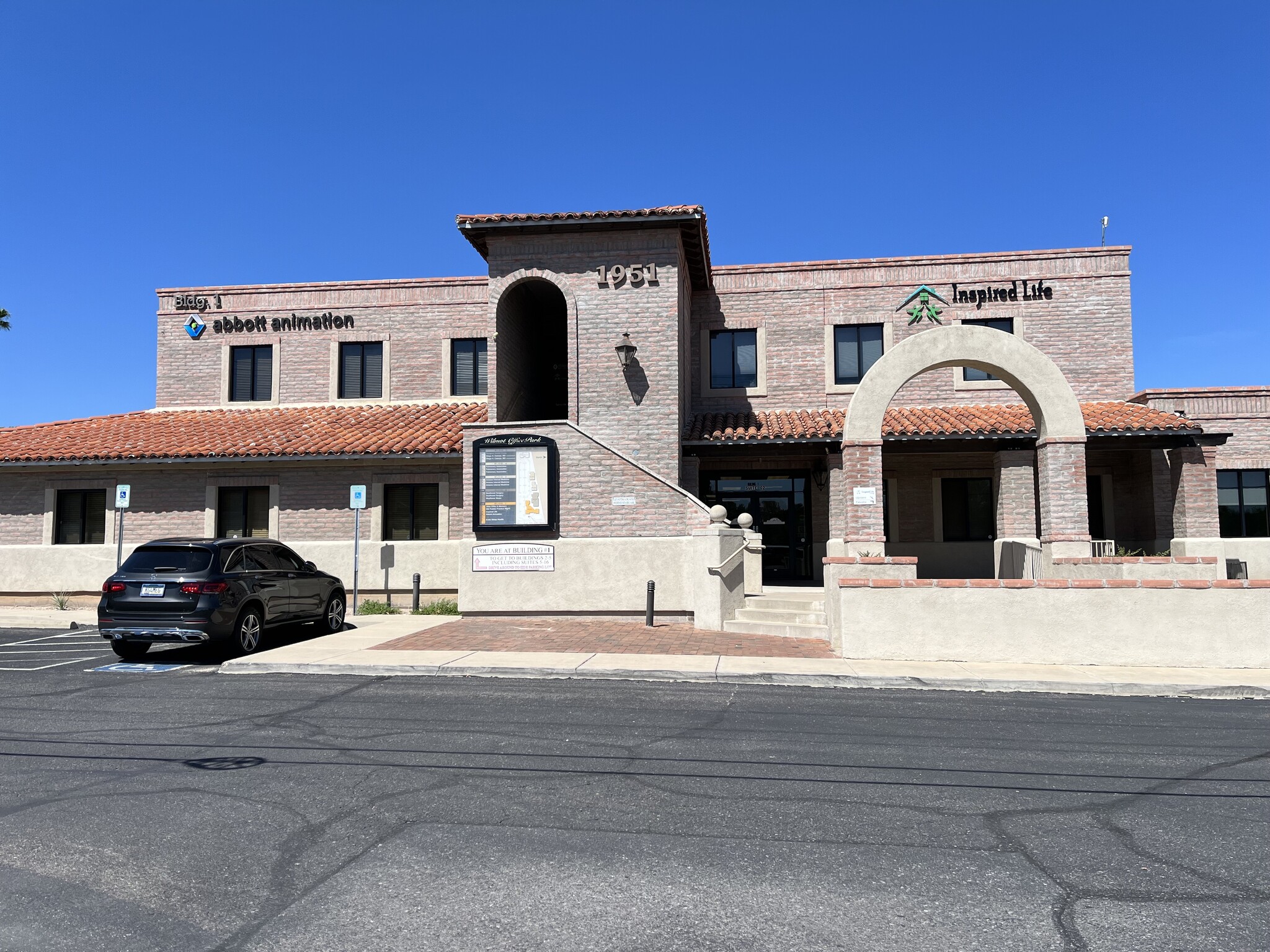 1951 N Wilmot Rd, Tucson, AZ en alquiler Foto del edificio- Imagen 1 de 5