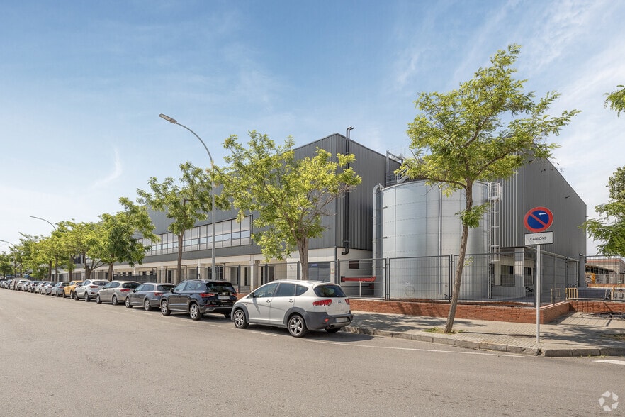 Nave en El Prat de Llobregat, Barcelona en alquiler - Foto del edificio - Imagen 2 de 12