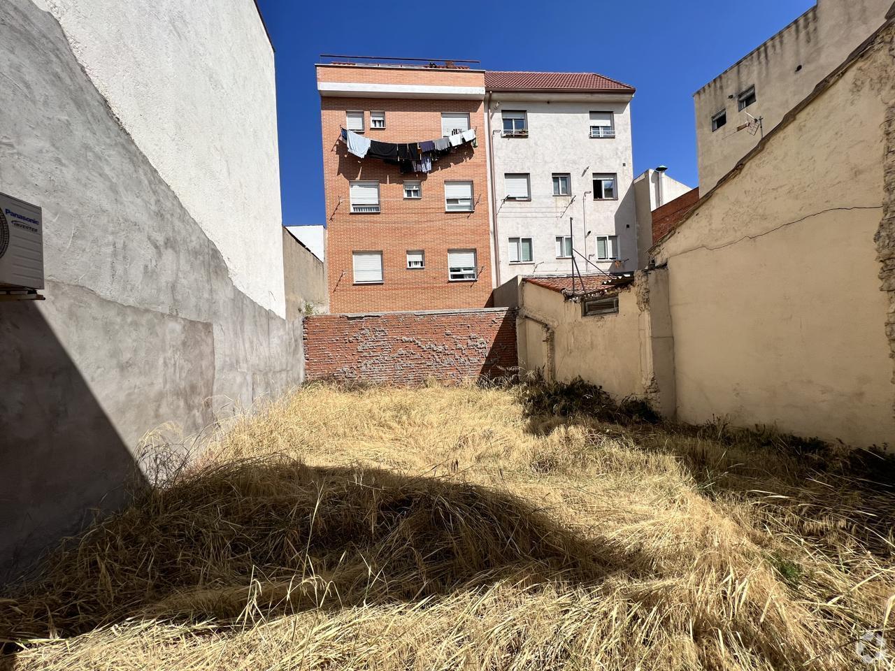 Calle Sierra de Alcáraz, 13, Madrid, Madrid en venta Foto principal- Imagen 1 de 1