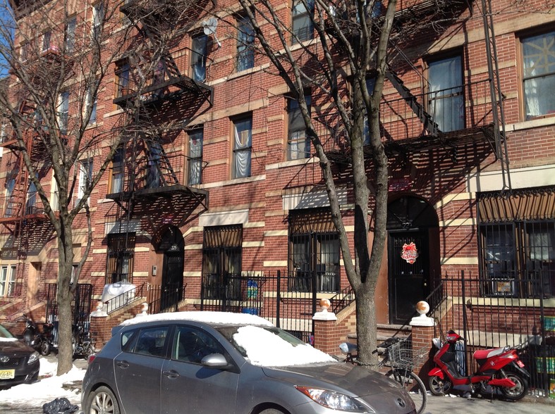 225 23rd St, Brooklyn, NY en venta - Foto del edificio - Imagen 3 de 4