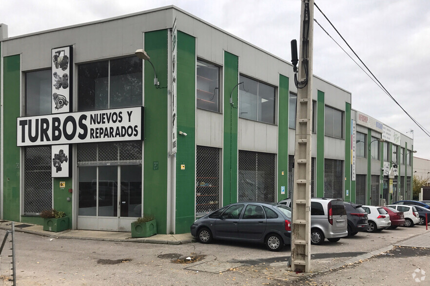 Calle Torrelaguna, 89, Fuente el Saz de Jarama, Madrid en venta - Foto del edificio - Imagen 2 de 2