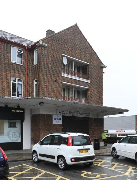 14-19 Twydall Green, Gillingham en alquiler - Foto principal - Imagen 1 de 2